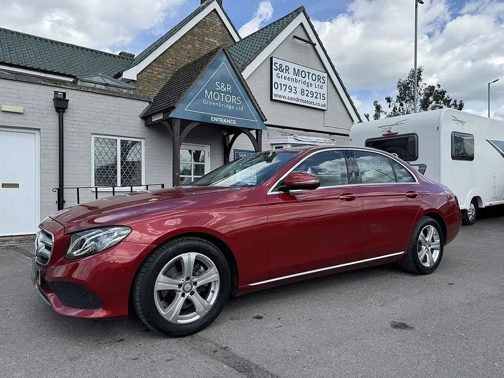 Used Mercedes E220 SE 191 HP (140 kW) 2016 Red Sedan
