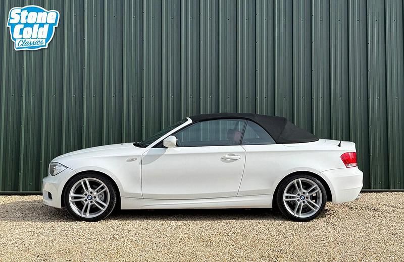 Used BMW 118 Cabriolet M Sport 143 HP (105 kW) 2011 White Cabriolet