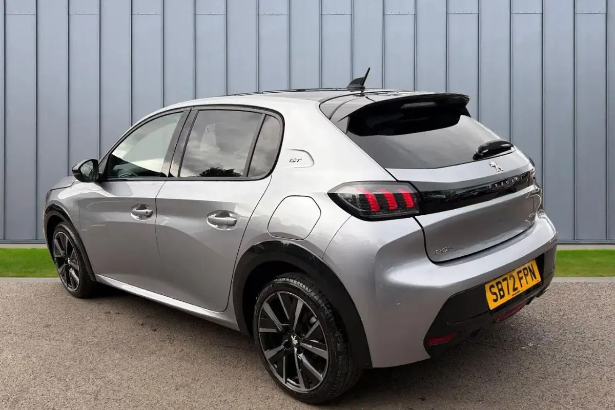 Used Peugeot 208 GT 99 HP (72 kW) 2023 Grey Hatchback