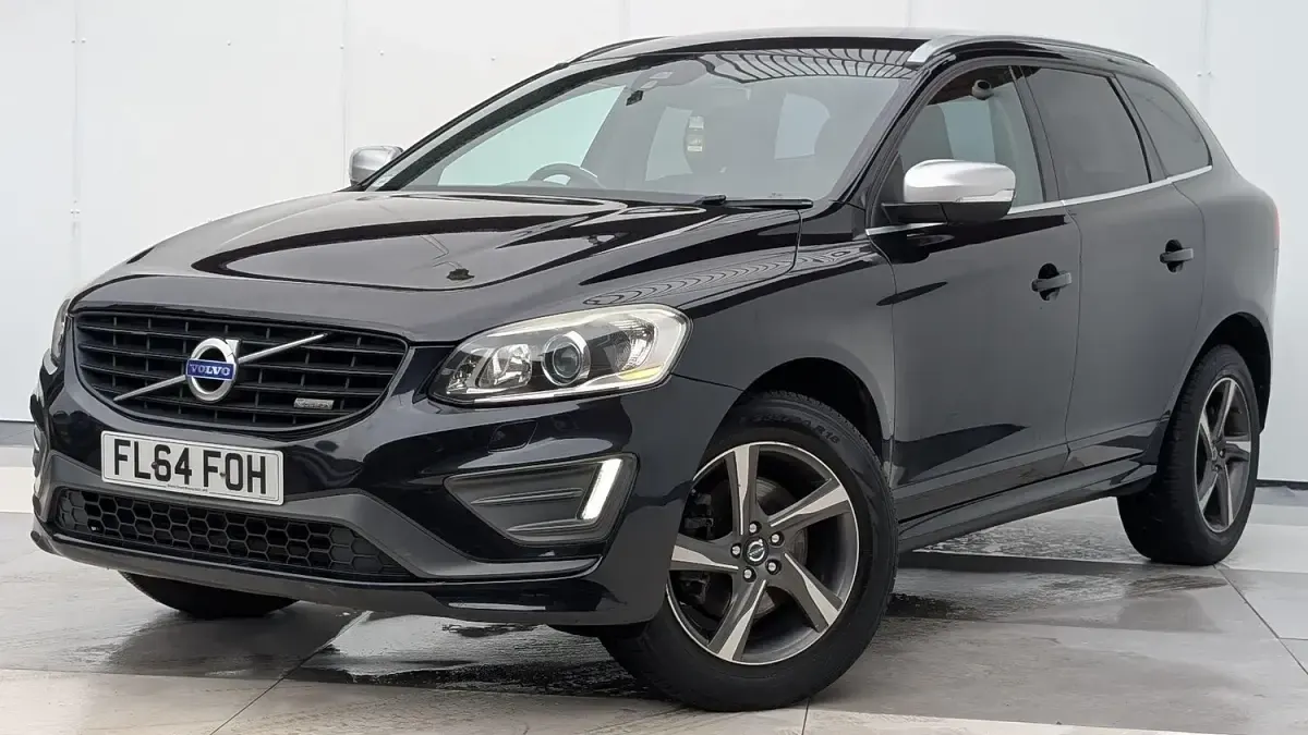 Used Volvo XC60 R-Design 181 HP (133 kW) 2014 Black SUV