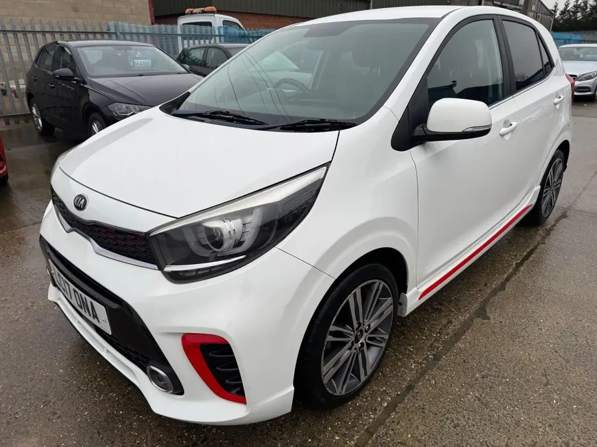 Used Kia Picanto GT-Line 66 HP (48 kW) 2017 White Hatchback