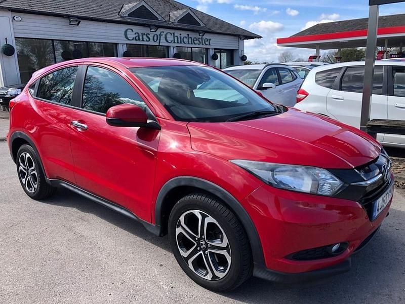 Used Honda HR-V SE 120 HP (88 kW) 2016 Red SUV