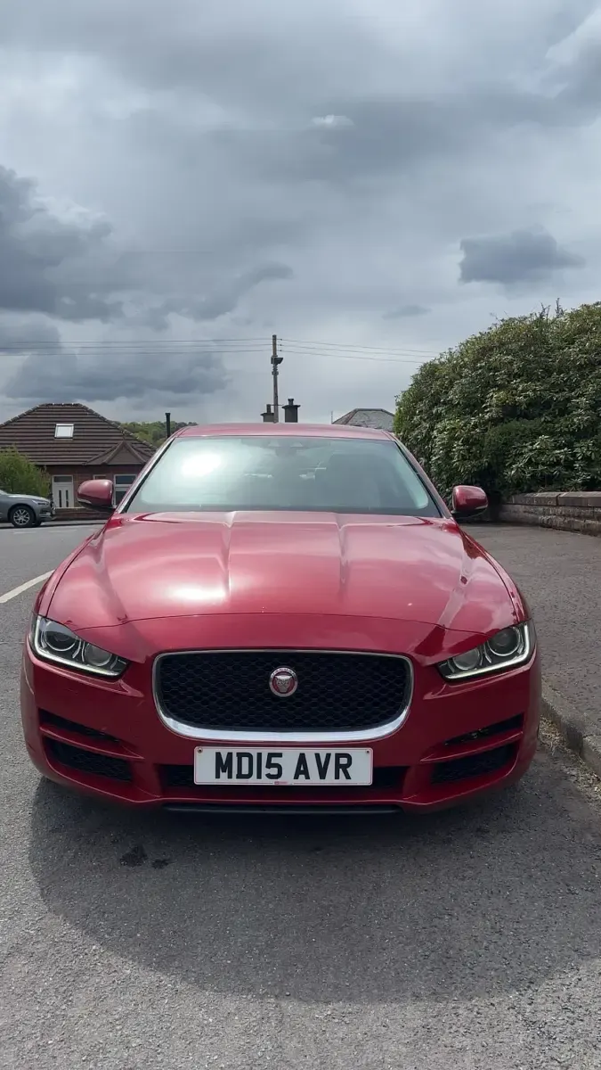 Used Jaguar XE Portfolio 180 HP (132 kW) 2015 Red Sedan