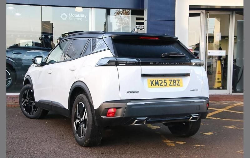 Used Peugeot 2008 GT 135 HP (99 kW) 2025 White SUV