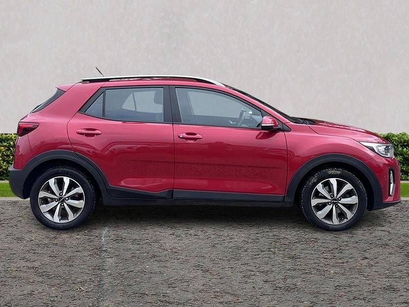 Used Kia Stonic 2023 Red SUV