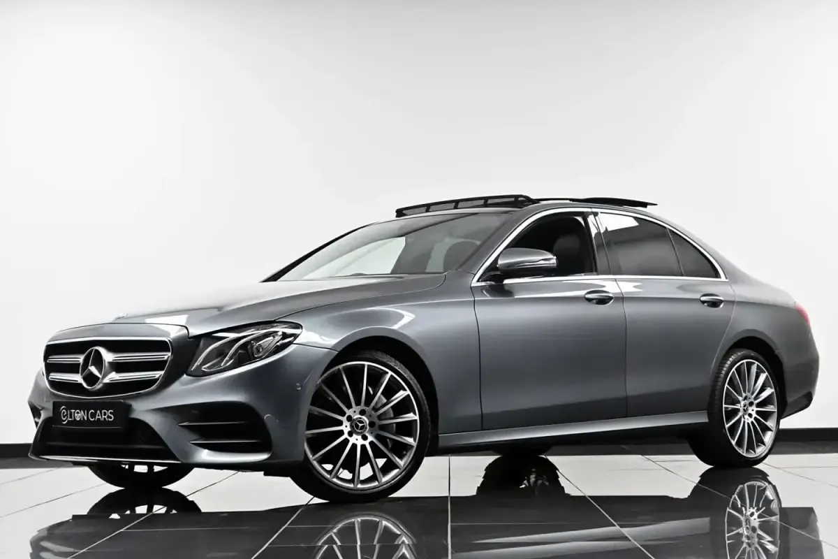 Gebraucht Mercedes E220 AMG Line Premium 194 PS (142 kW) 2018 Grau Limousine