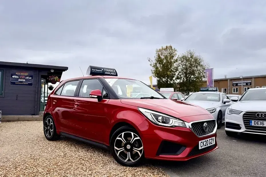 Usado MG MG3 Excite 106 HP (77 kW) 2020 Vermelho Citadino