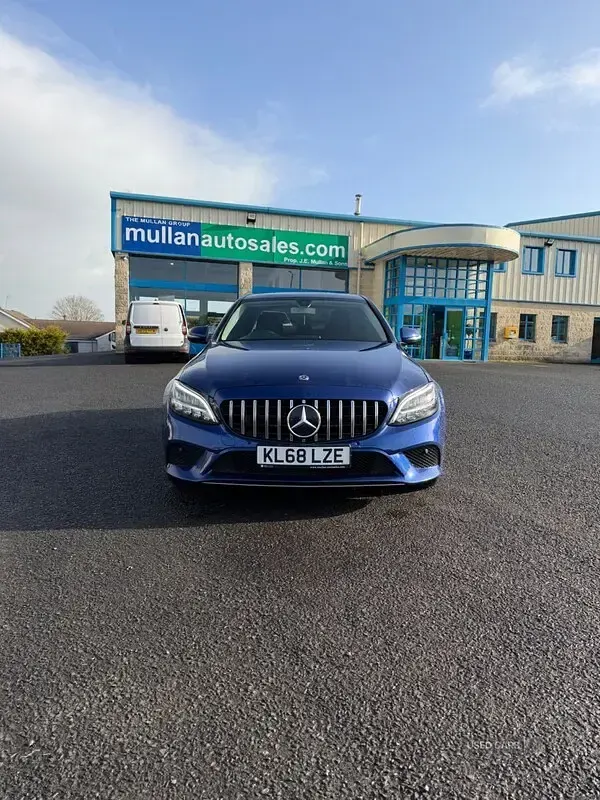 Used Mercedes C220 194 HP (142 kW) 2019 Blue Sedan