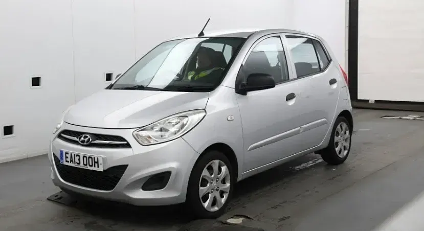 Used Hyundai i10 Classic 2013 Silver Hatchback
