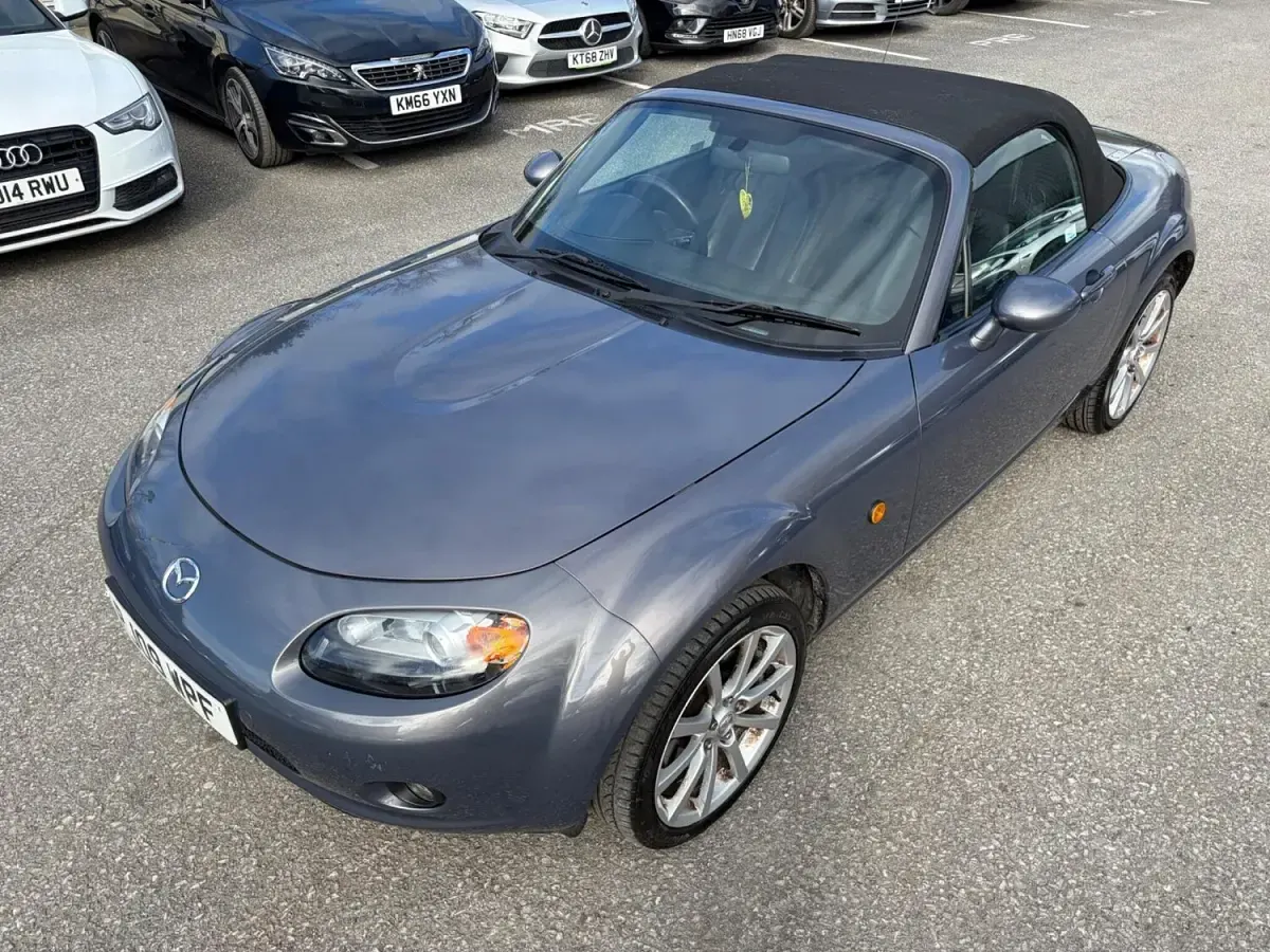Used Mazda MX5 Inclusive 161 HP (118 kW) 2009 Grey Cabriolet