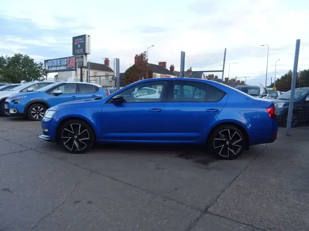 Used Skoda Octavia SportLine 150 HP (110 kW) 2020 Blue Hatchback