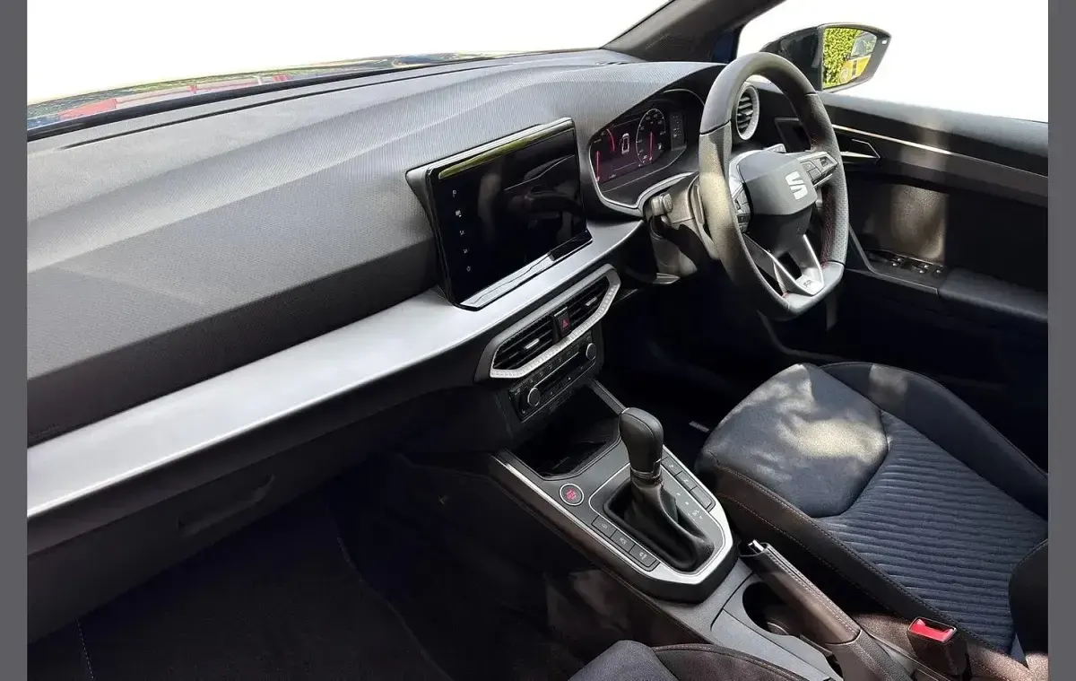 New Seat Arona Black Edition 115 HP (84 kW) 2026 Blue SUV