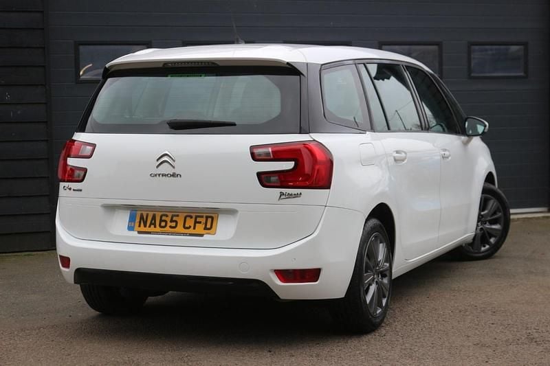 Used Citroën Grand C4 Picasso SELECTION 2015 White MPV