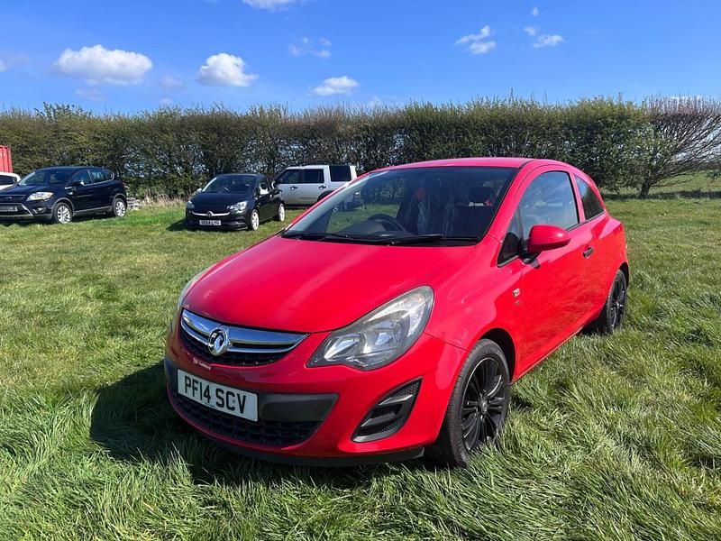 Second-hand Vauxhall Corsa S 2014 Roșu Hatchback