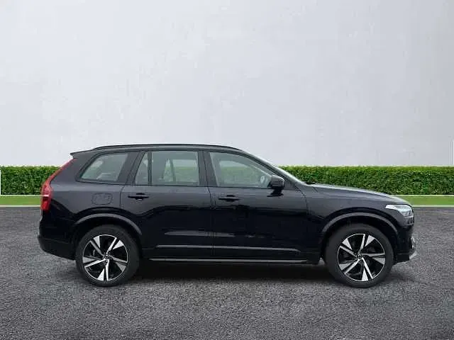 Used Volvo XC90 Plus 235 HP (172 kW) 2022 Black SUV