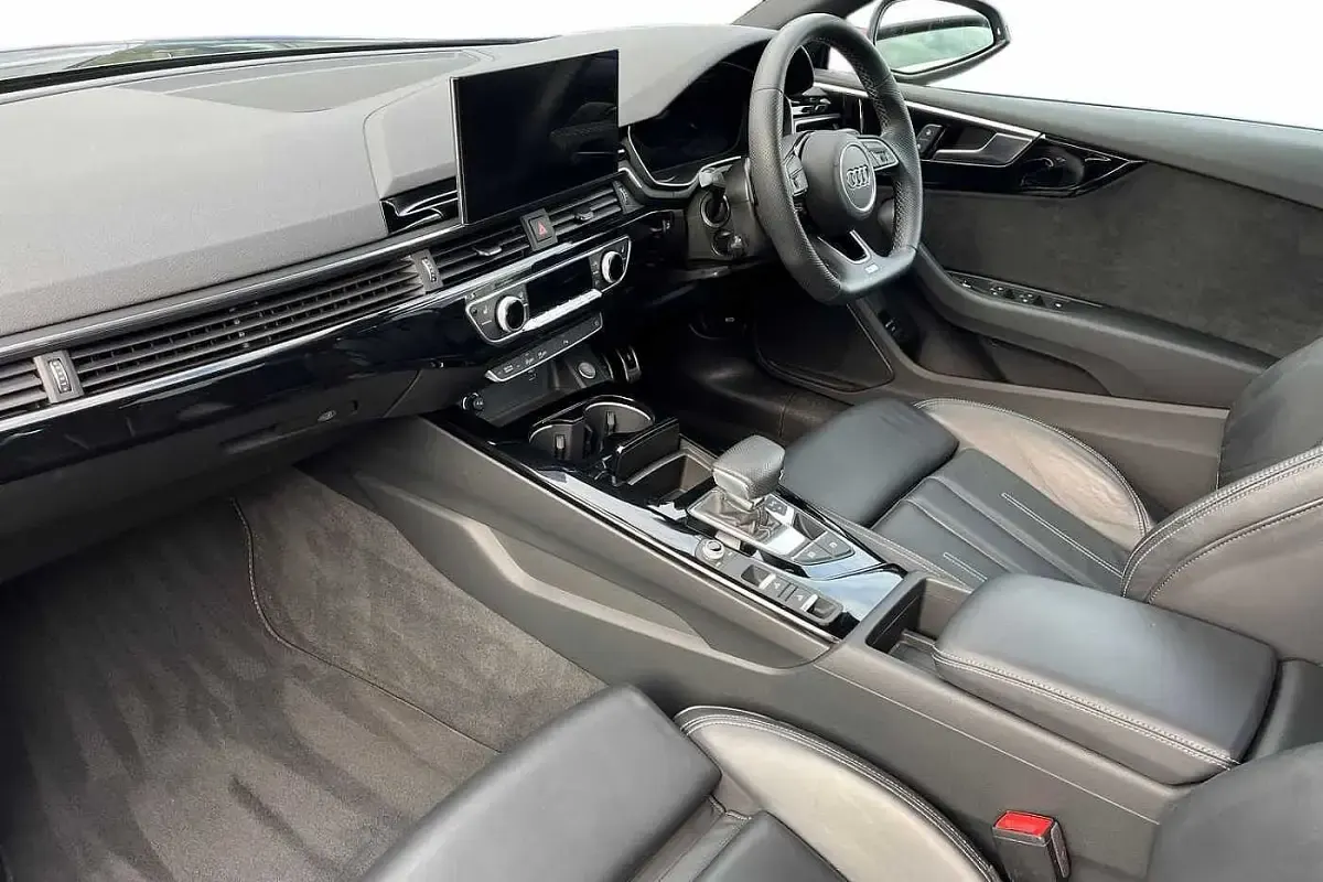 Used Audi A5 Cabriolet Design 147 HP (108 kW) 2021 Grey Cabriolet