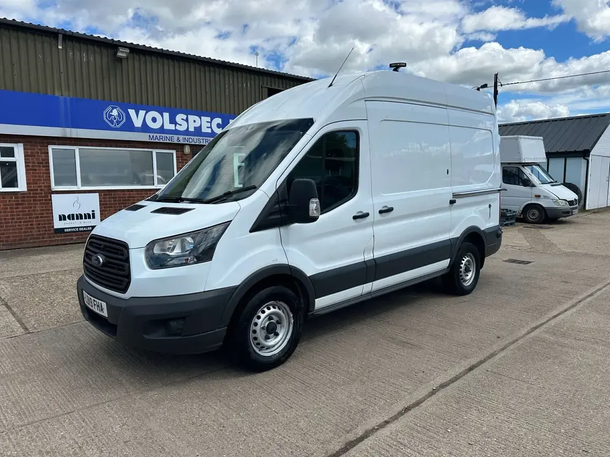 Used Ford Transit 130 HP (95 kW) 2019 White Van