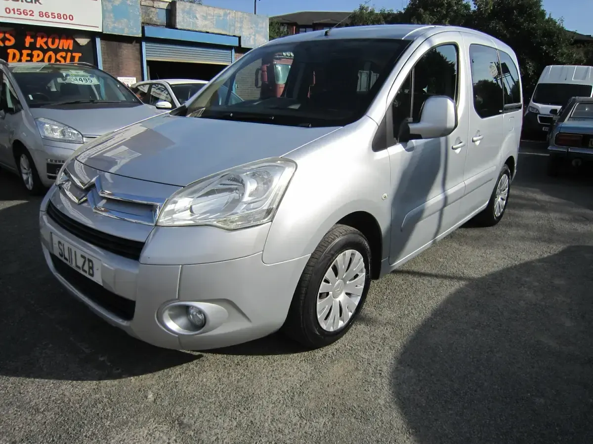 Used Citroën Berlingo VTR Sport 90 HP (66 kW) 2011 Silver MPV