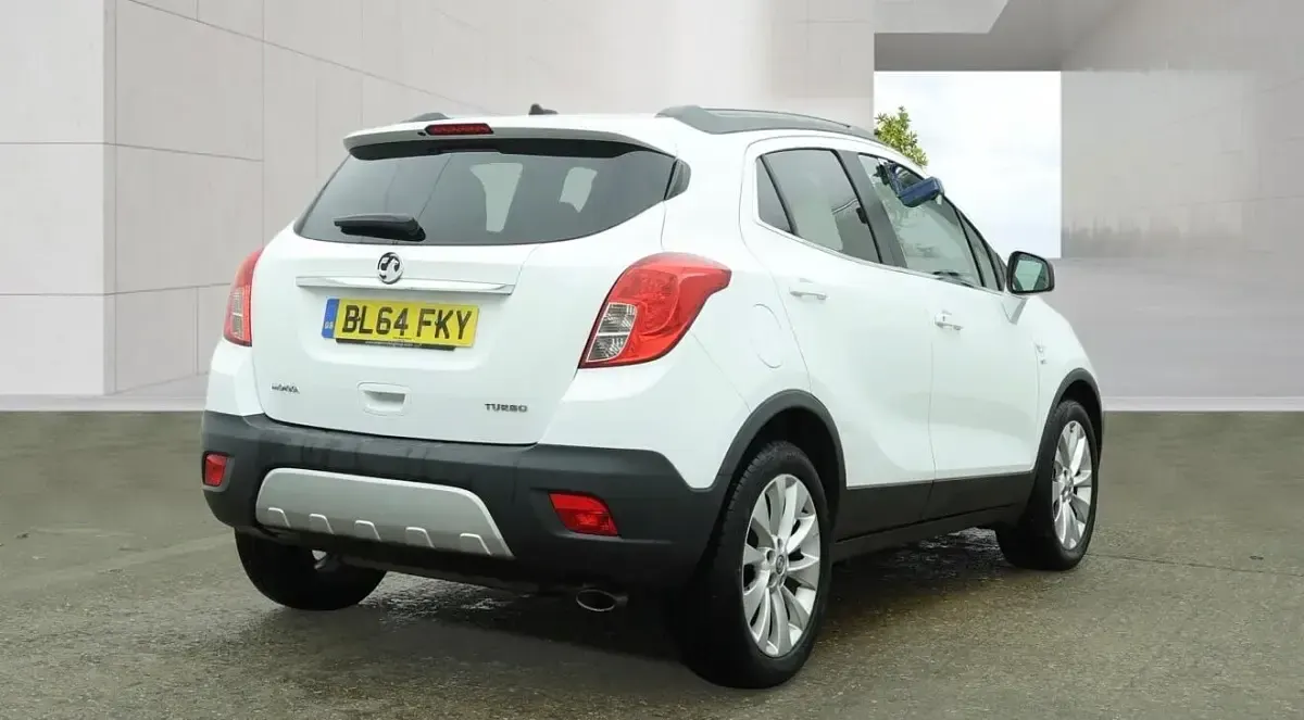 Used Vauxhall Mokka 140 HP (102 kW) 2014 White SUV