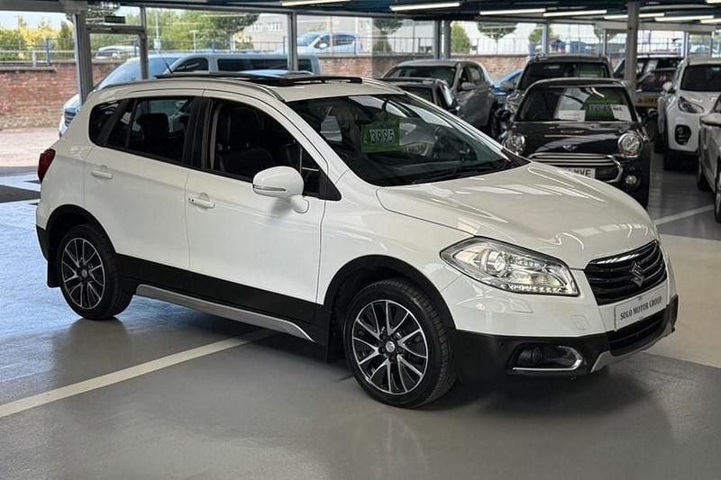 White Used 2013 Suzuki SX4 S-Cross SZ5 SUV | £3,995 (Fair price) - Image 1/1