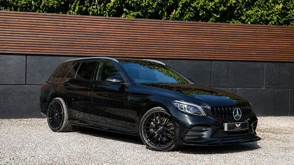 Used Mercedes C300 AMG line 2020 Black Estate