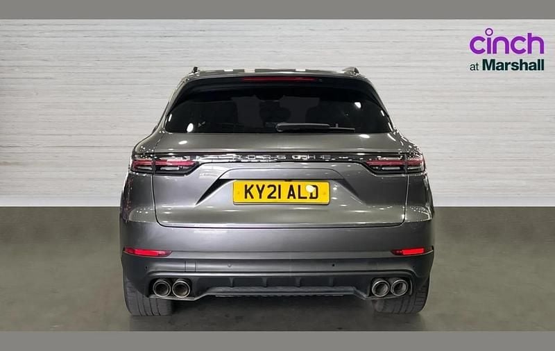 Used Porsche Cayenne 462 HP (339 kW) 2021 Grey SUV