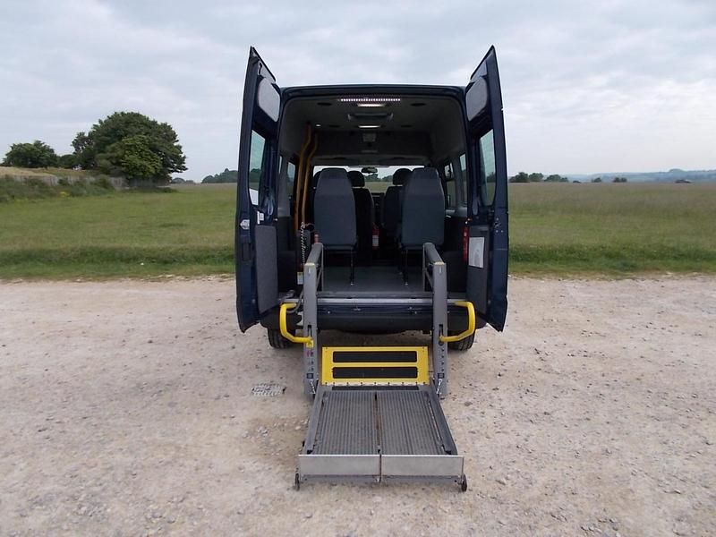 Begagnad Ford Transit 2014 Blå