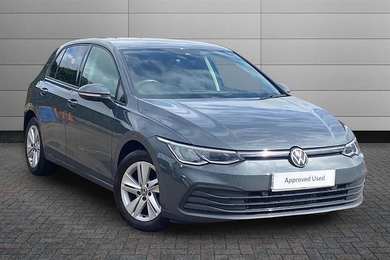 Used VW Golf VIII Life 150 HP (110 kW) 2024 Dolphin grey Hatchback