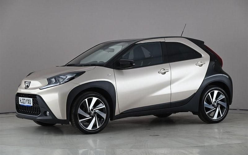 Usado Toyota Aygo X 72 CV (52 kW) 2025 SUV