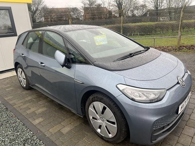 Used VW ID.3 Pro Performance 58 kW (79 HP) 2021 Blue Hatchback