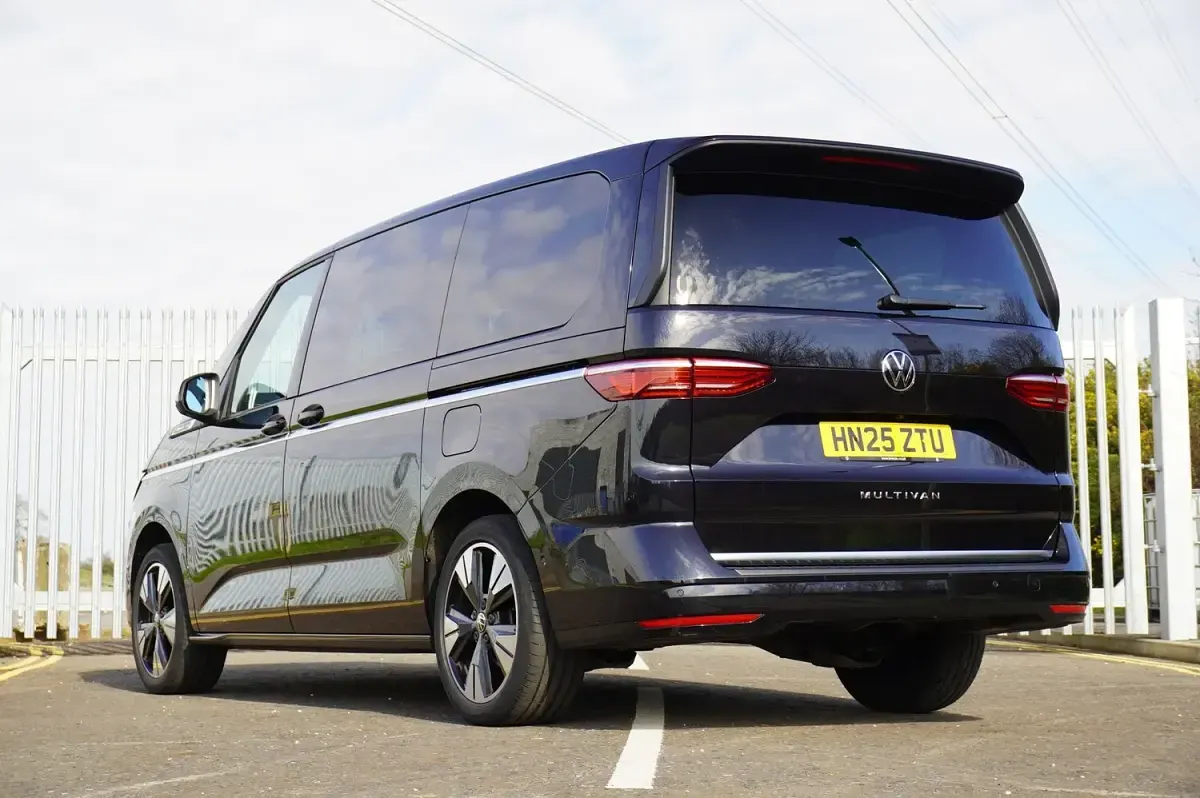 Used VW Multivan Style 150 HP (110 kW) 2025 Black MPV