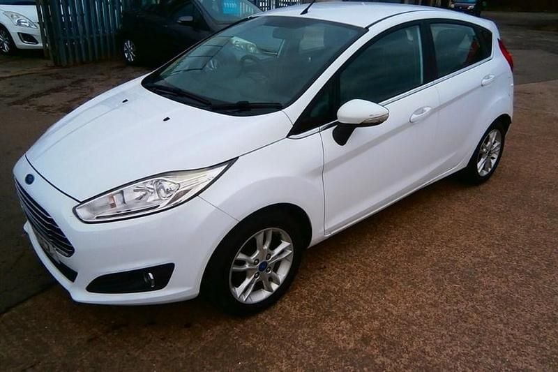 Used Ford Fiesta Zetec 95 HP (69 kW) 2016
