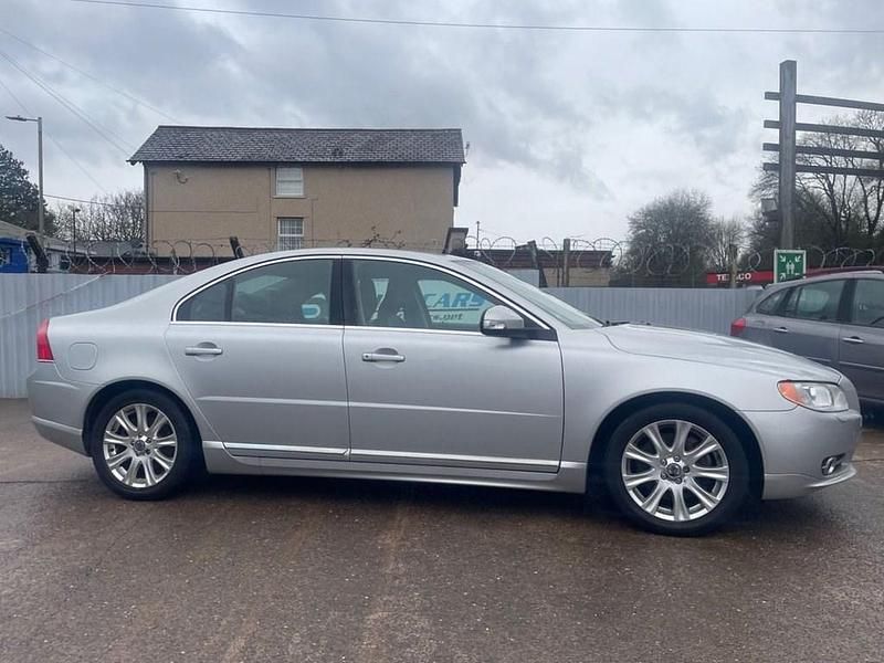 Used Volvo S80 SE Lux 205 HP (150 kW) 2010 Silver Sedan