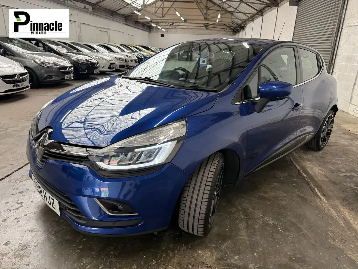 Used Renault Clio Dynamique 90 HP (66 kW) 2018 Blue Hatchback