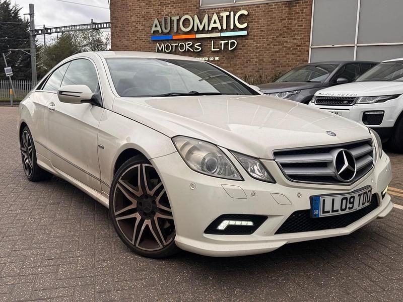 Used Mercedes E350 2009 White Coupe