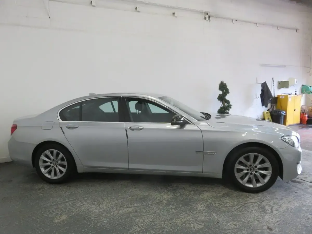 Used BMW 730 Impressive 256 HP (188 kW) 2014 Silver Sedan