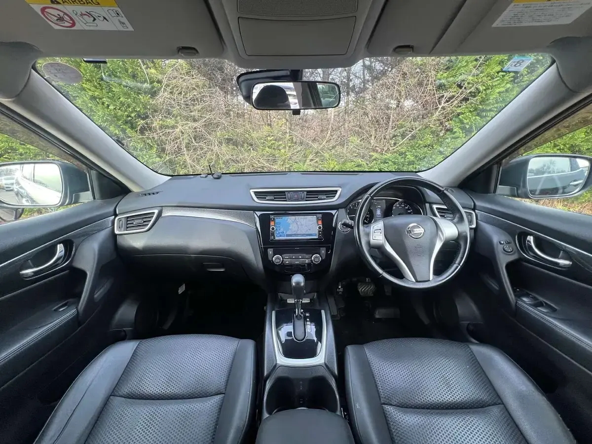 Used Nissan X-Trail Tekna 2014 Green SUV