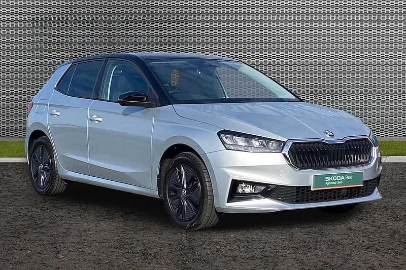 Brilliant silver metallic black magic pearl effect Used 2024 Skoda Fabia Colour Edition Hatchback | £15,999 (Fair price) - Image 1/4