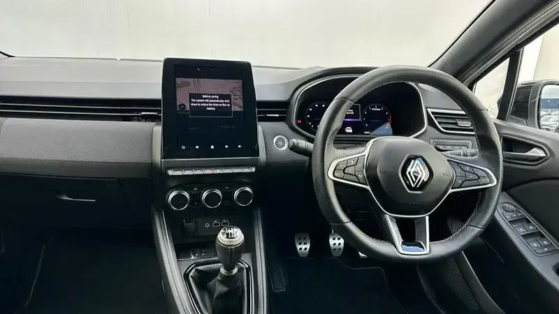 Used Renault Clio Esprit Alpine 90 HP (66 kW) 2024 White Hatchback