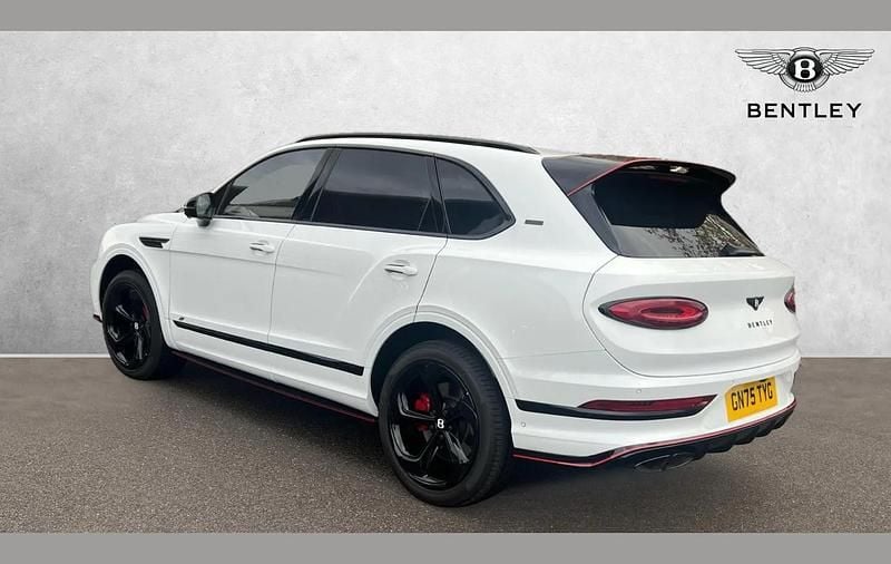 Used Bentley Bentayga 542 HP (398 kW) 2025 White SUV