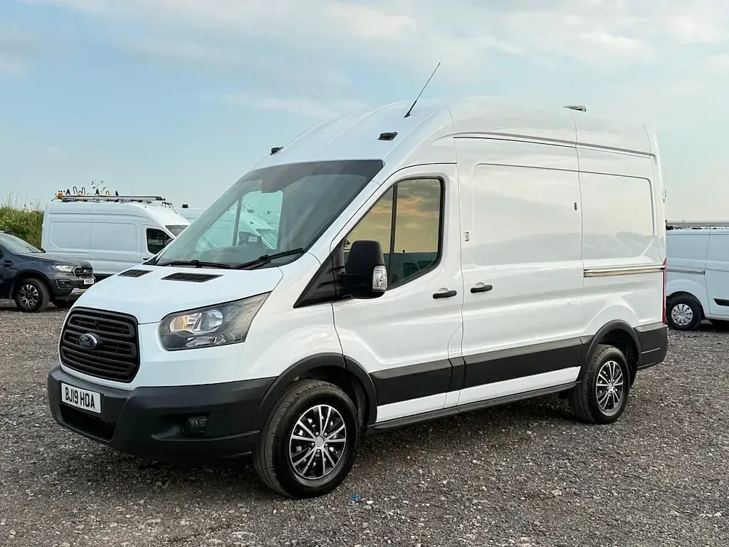 Used Ford Transit 130 HP (95 kW) 2019 White Van