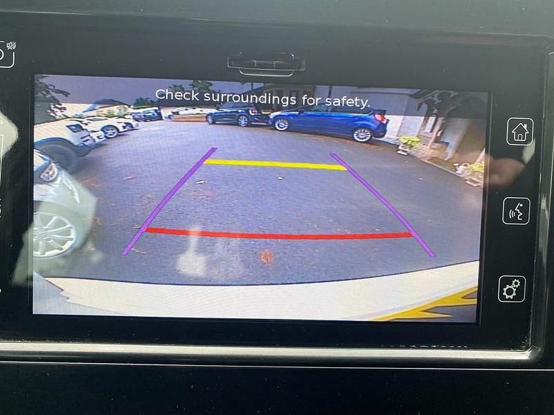 Used Suzuki Ignis SZ-T 90 HP (66 kW) 2018 White Hatchback