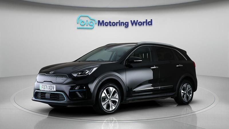Used Kia e-Niro Plus 147 kW (201 HP) 2022 Black SUV