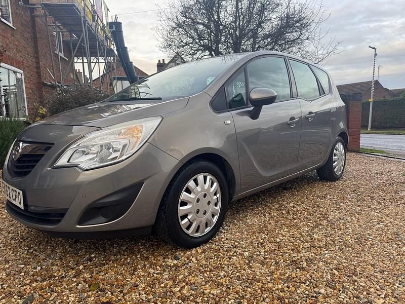 Used Vauxhall Meriva 2012 Brown MPV