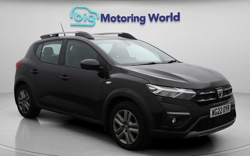 Used 2022 Dacia Sandero Comfort Hatchback | £10,901 (Fair price) - Image 1/4