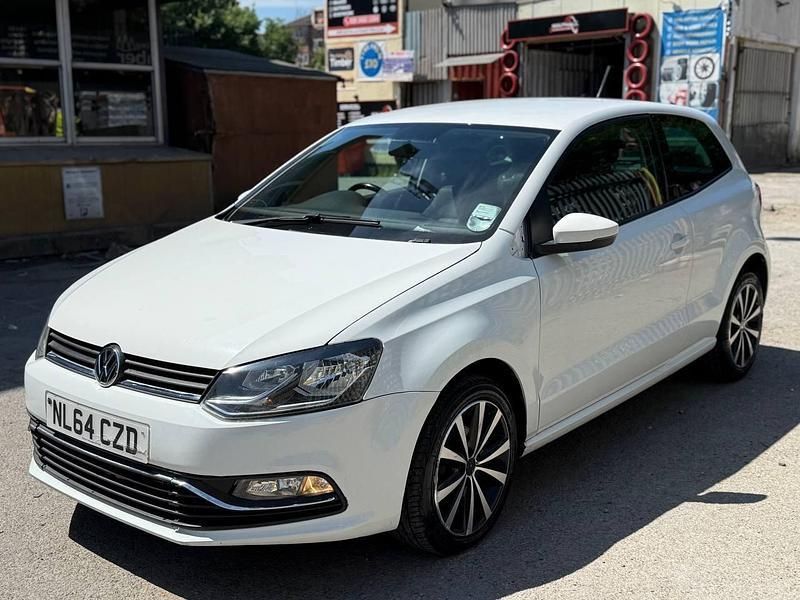 White Used 2015 VW Polo Hatchback | £3,499 (Super price) - Image 1/4