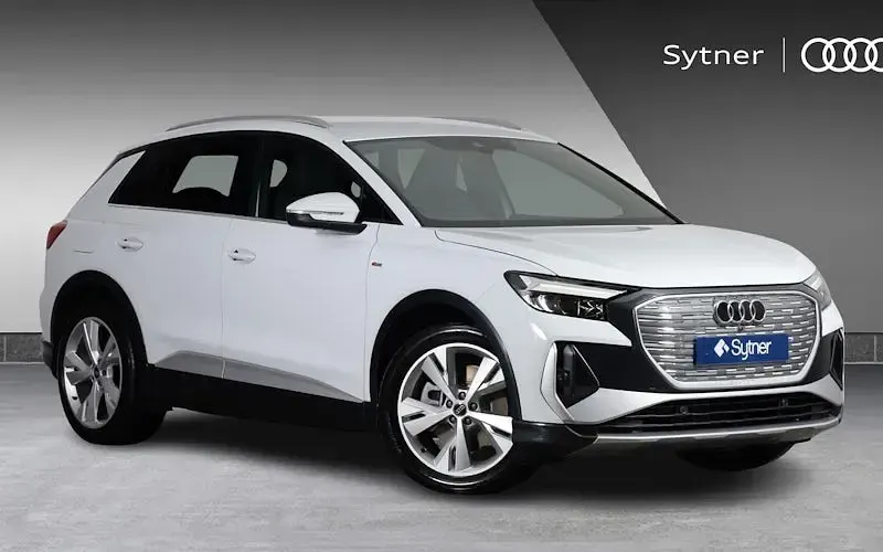 Begagnad Audi Q4 e-tron S-Line 150 kW (204 HK) 2026 SUV