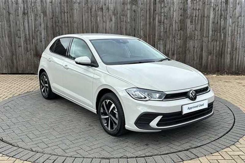 Used 2025 VW Polo | £18,599 (Fair price) - Image 1/4