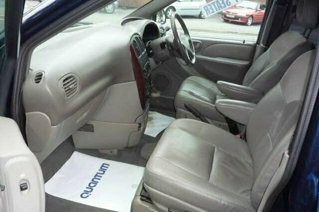 Used Chrysler Grand Voyager 172 HP (126 kW) 2003 MPV