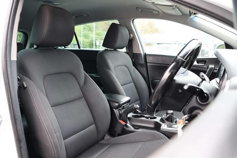 Used Kia Sportage 177 HP (130 kW) 2018 White SUV